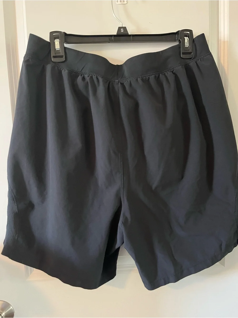 Under Armour Men’s Black Athletic Speedpocket Drawstring XL Performance Shorts